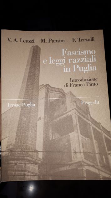 Copertina di Fascismo e leggi razziali in Puglia